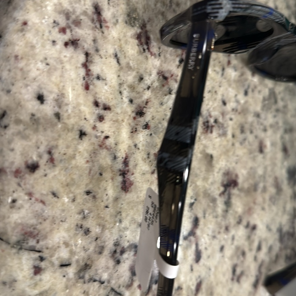 Burberry Black Sunglasses - Picture 7 of 8